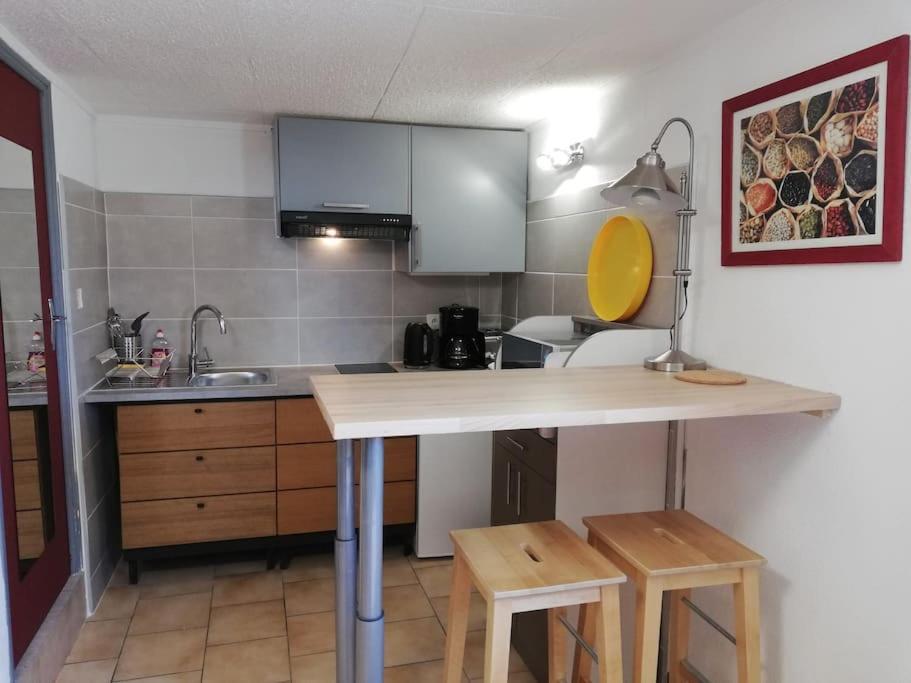 Studio 28M2 Climatise,Wifi, Proche Des Calanques,Plages La Ciotat Exterior foto